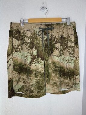 Realtree Fishing Camo Shorts size XL Drawstring Pockets Outdoor Hiking Gorpcore